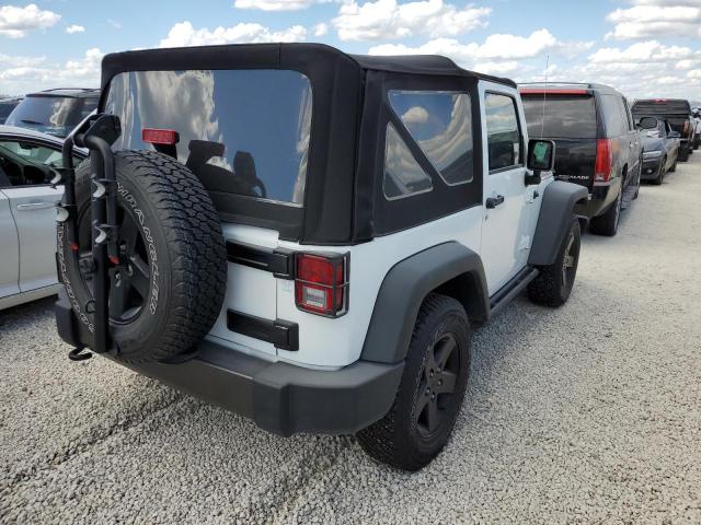 1C4AJWAG7GL137557 - 2016 JEEP WRANGLER S WHITE photo 4