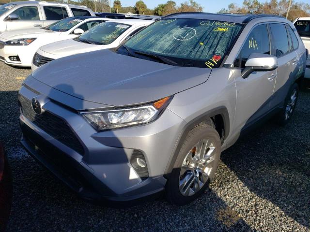 JTMC1RFV0MD064541 - 2021 TOYOTA RAV4 XLE P SILVER photo 2