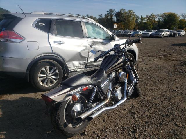 1HFSC1803HA204667 - 1987 HONDA VT1100 TWO TONE photo 4