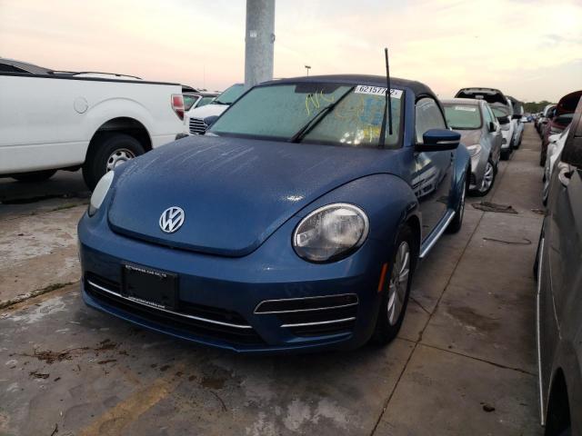 3VW5DAAT9JM515096 - 2018 VOLKSWAGEN BEETLE S/S 蓝色 照片 2