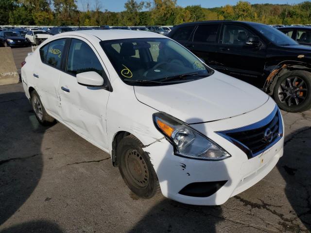 3N1CN7AP3FL819523 - 2015 NISSAN VERSA S WHITE photo 1