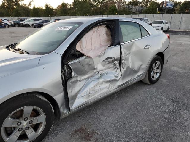 1G11B5SA7GF123070 - 2016 CHEVROLET MALIBU LIM 银色 照片 10