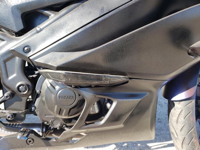 MH3RH17Y6KK001972 - 2019 YAMAHA YZFR3 BLACK photo 7