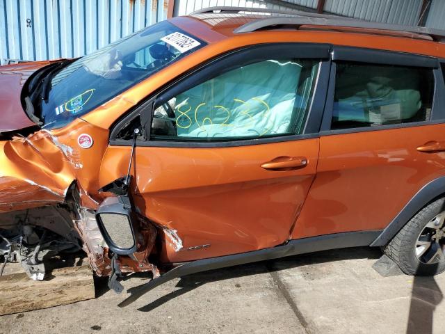 1C4PJMBS9GW246358 - 2016 JEEP CHEROKEE T ORANGE photo 10