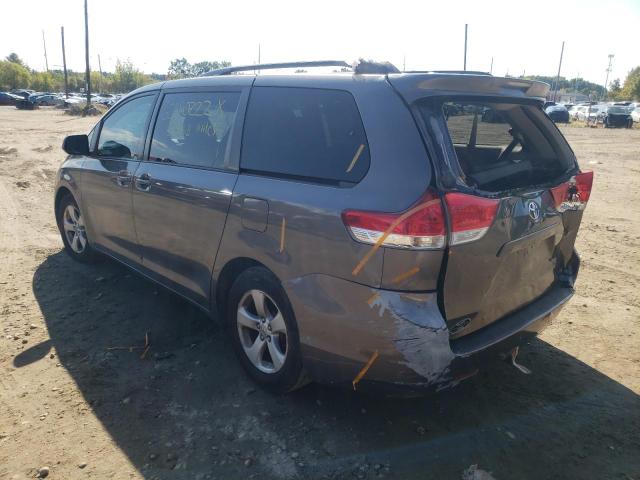 5TDKK3DC6BS067873 - 2011 TOYOTA SIENNA LE GRAY photo 3