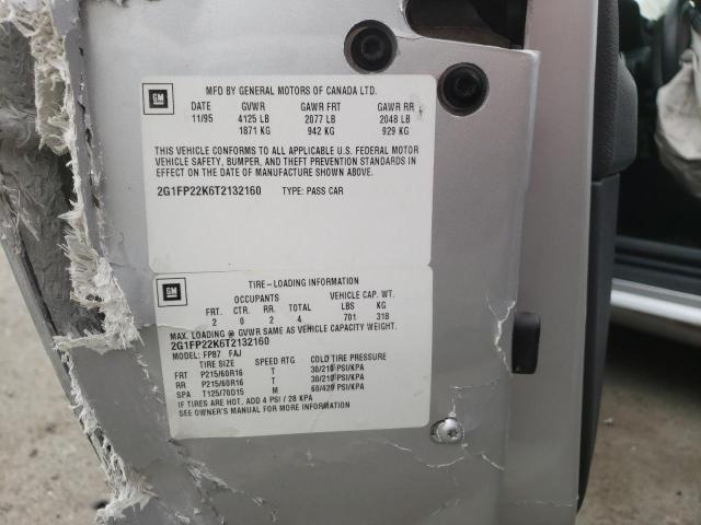 2G1FP22K6T2132160 - 1996 CHEVROLET CAMARO BAS 银色 照片 10