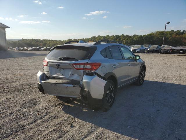 JF2GTADC6J8208274 - 2018 SUBARU CROSSTREK SILVER photo 4