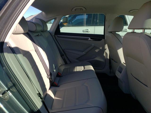 1VWDT7A3XHC057968 - 2017 VOLKSWAGEN PASSAT R-L GRAY photo 6