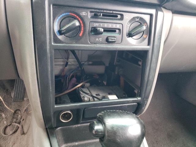 JF1SF65681H724437 - 2001 SUBARU FORESTER S ვერცხლისფერი ფოტო 9