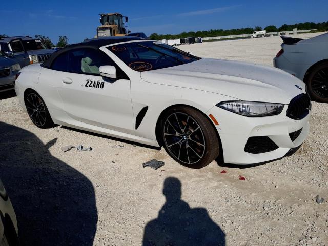 WBAFY4C02MCG36736 - 2021 BMW M850XI WHITE photo 4