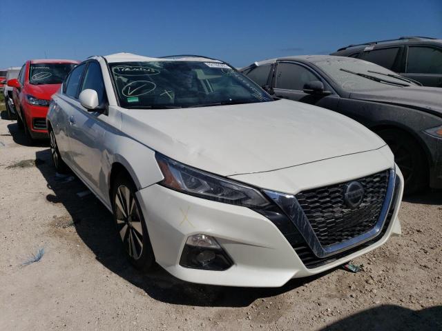 1N4BL4DV2KC152883 - 2019 NISSAN ALTIMA SV WHITE photo 1