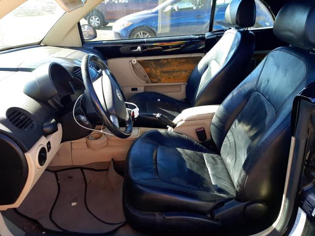 3VWCK21Y13M308879 - 2003 VOLKSWAGEN NEW BEETLE 黑色 照片 5