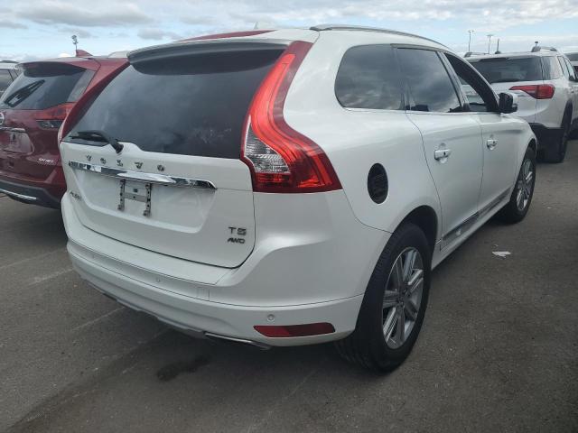 YV440MRU0H2174078 - 2017 VOLVO XC60 T5 IN WHITE photo 4