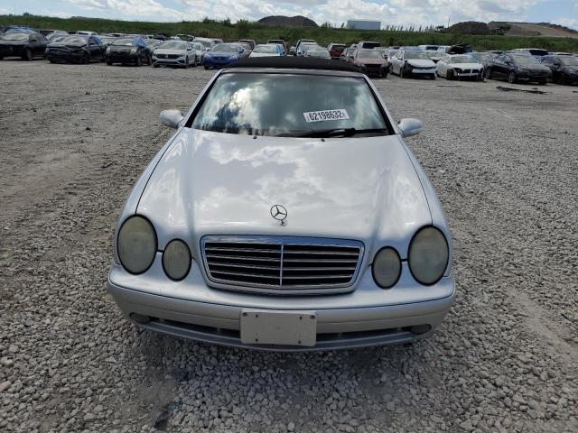 WDBLK70G2YT037282 - 2000 MERCEDES-BENZ CLK SILVER photo 9