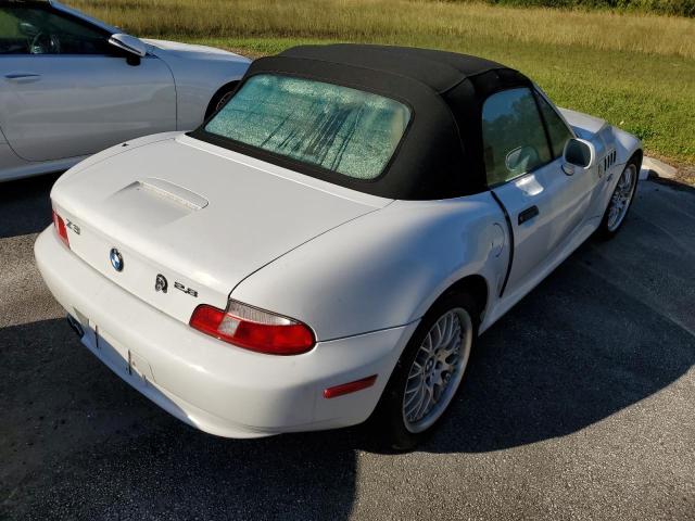 WBACH3343YLF72129 - 2000 BMW Z3 2.8 WHITE photo 4