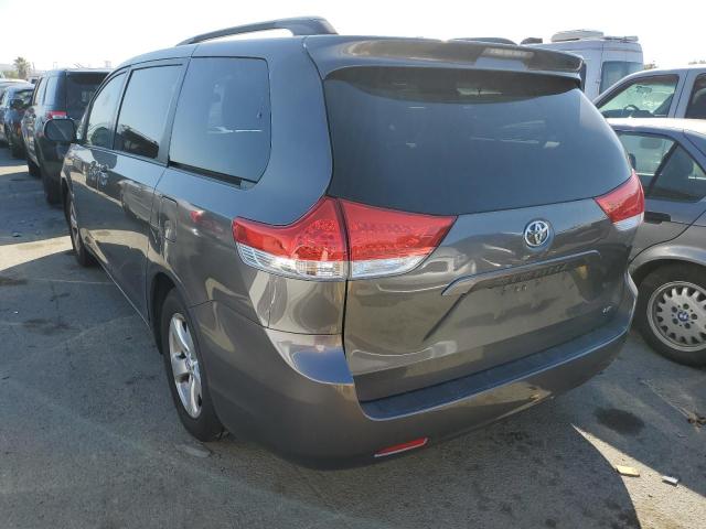 5TDKK3DC8DS313891 - 2013 TOYOTA SIENNA LE CHARCOAL photo 3