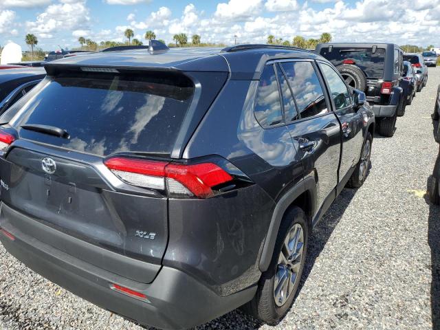 2T3C1RFVXNC184742 - 2022 TOYOTA RAV4 XLE P CHARCOAL photo 4