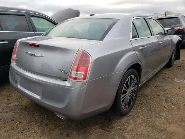 2C3CCAGG8EH158042 - 2014 CHRYSLER 300 S GRAY photo 4