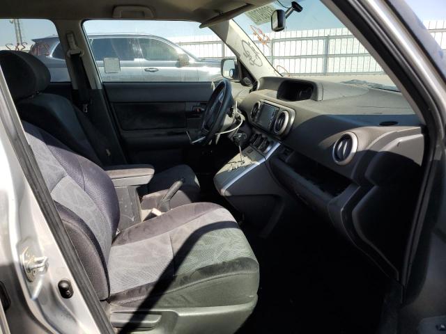JTLZE4FEXCJ007074 - 2012 TOYOTA SCION XB 银色 照片 5