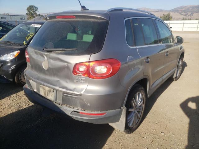 WVGBV75N99W537995 - 2009 VOLKSWAGEN TIGUAN SE GRAY photo 4