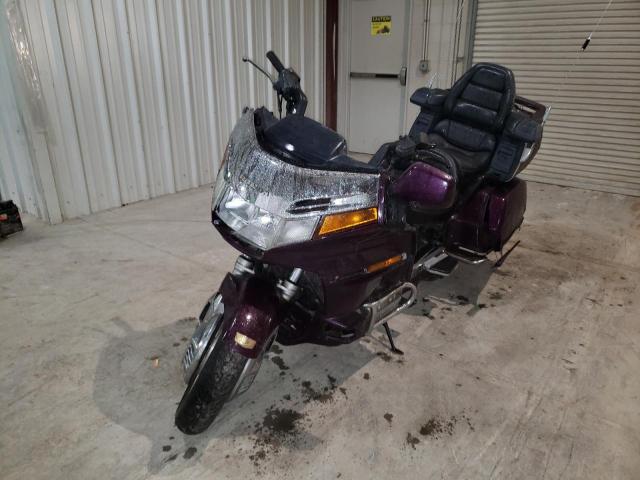 1HFSC2204TA800622 - 1996 HONDA GL1500 A/2 PURPLE photo 2