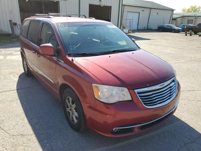 2C4RC1BG3DR654386 - 2013 CHRYSLER TOWN & COU RED photo 1