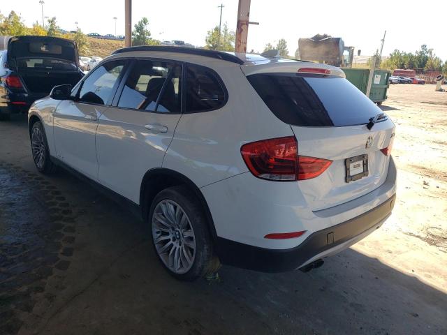 WBAVM1C5XFV315453 - 2015 BMW X1 SDRIVE2 WHITE photo 3