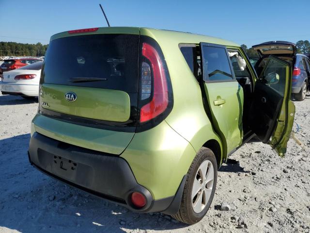 KNDJN2A22F7811087 - 2015 KIA SOUL GREEN photo 4