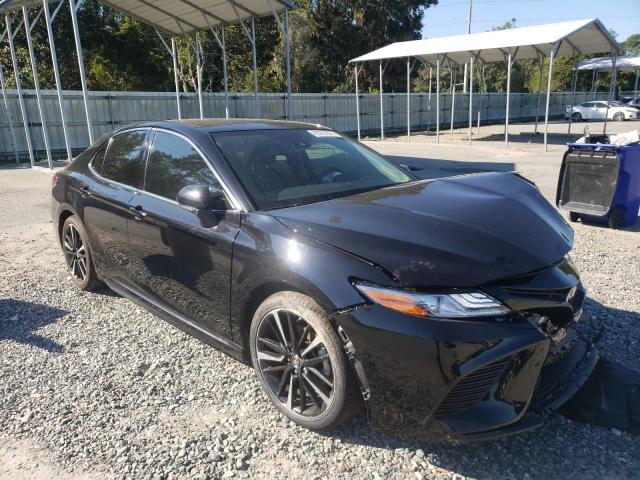 4T1B61HK9KU190195 - 2019 TOYOTA CAMRY XSE BLACK photo 1