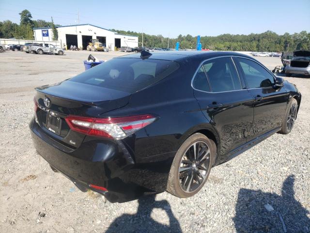 4T1B61HK9KU190195 - 2019 TOYOTA CAMRY XSE BLACK photo 4