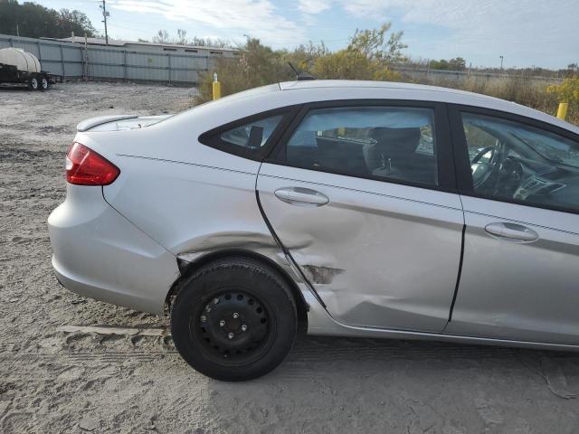 3FADP4BJ8DM223003 - 2013 FORD FIESTA SILVER photo 9