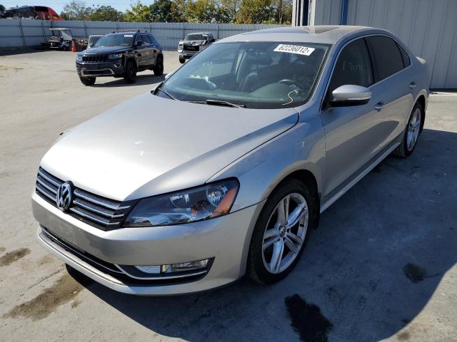 1VWCN7A37EC098009 - 2014 VOLKSWAGEN PASSAT SEL SILVER photo 2