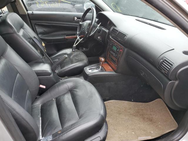 WVWTH63B83P257893 - 2003 VOLKSWAGEN PASSAT GLX Gümüş foto 5