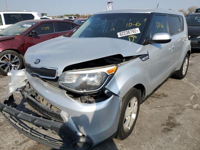 KNDJN2A27G7826363 - 2016 KIA SOUL SILVER photo 2