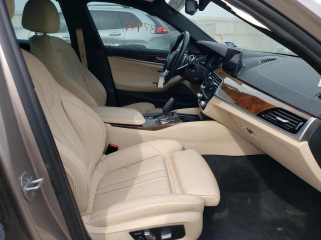 WBAJE5C54KWW16596 - 2019 BMW 540 I Сріблястий фото 5