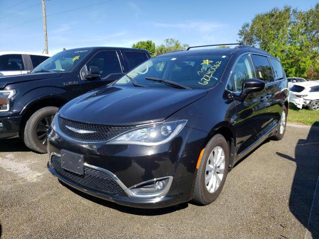 2C4RC1BGXHR788026 - 2017 CHRYSLER PACIFICA T BLACK photo 2