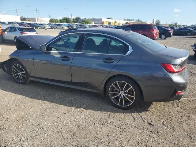 3MW5R1J0XM8C07326 - 2021 BMW 330I GRAY photo 2