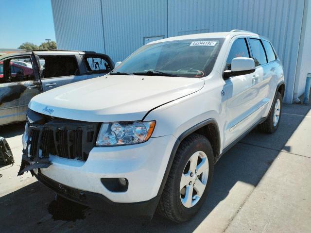 1J4RR4GT0BC649720 - 2011 JEEP GRAND CHER WHITE photo 2