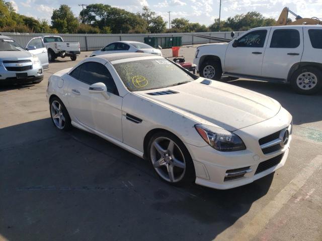 WDDPK3JA1GF115589 - 2016 MERCEDES-BENZ SLK 300 WHITE photo 1