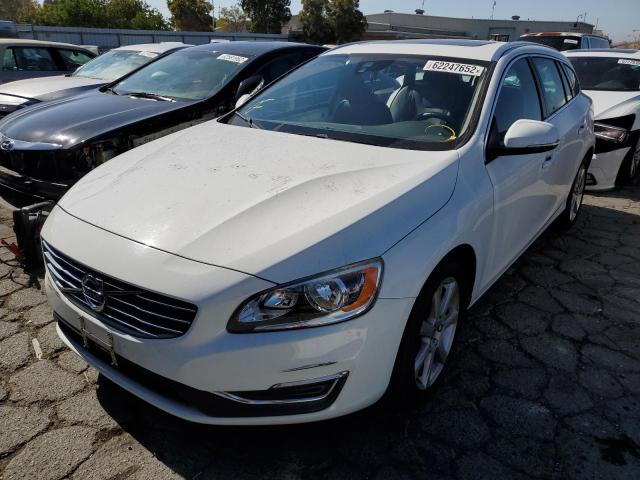 YV140MEK5H1331434 - 2017 VOLVO V60 T5 PRE WHITE photo 2