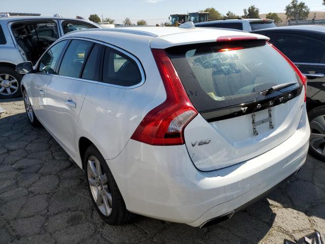 YV140MEK5H1331434 - 2017 VOLVO V60 T5 PRE WHITE photo 3