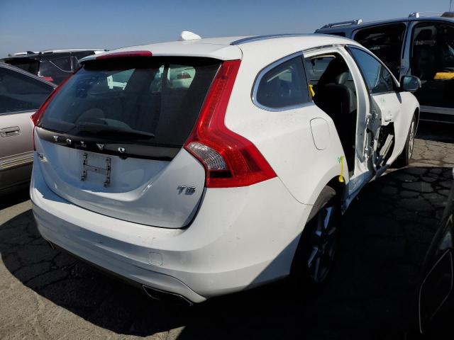 YV140MEK5H1331434 - 2017 VOLVO V60 T5 PRE WHITE photo 4