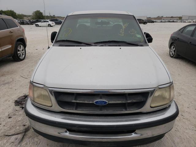 1FTDX1725VKC50341 - 1997 FORD F150 WHITE photo 5