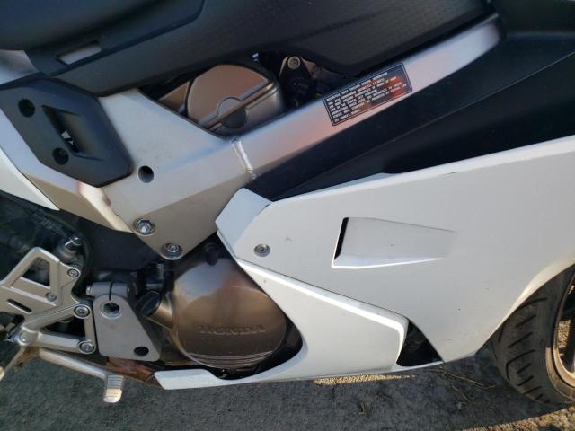 JH2RC791XEK000707 - 2014 HONDA VFR800 F WHITE photo 7