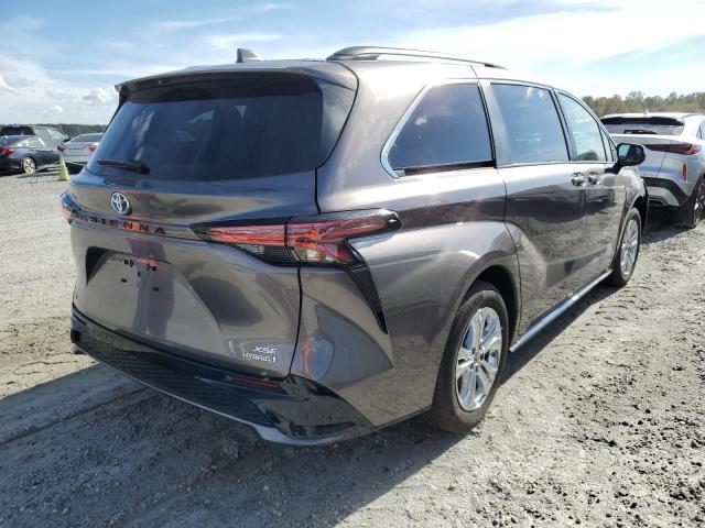 5TDDSKFC0NS052192 - 2022 TOYOTA SIENNA XSE GRAY photo 4