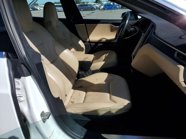 5YJSA1E2XGF148822 - 2016 TESLA MODEL S Սպիտակ լուսանկար 5