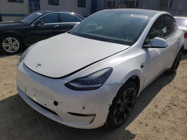 5YJYGDED2MF105907 - 2021 TESLA MODEL Y أبيض صورة 2