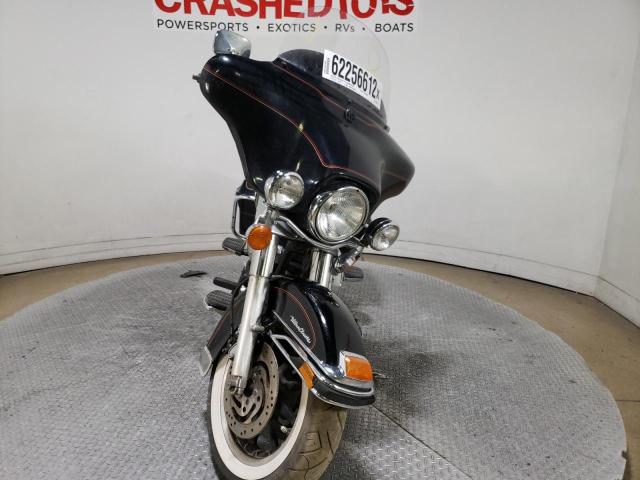 1HD1FCW122Y629265 - 2002 HARLEY-DAVIDSON FLHTCUI 黑色 照片 2