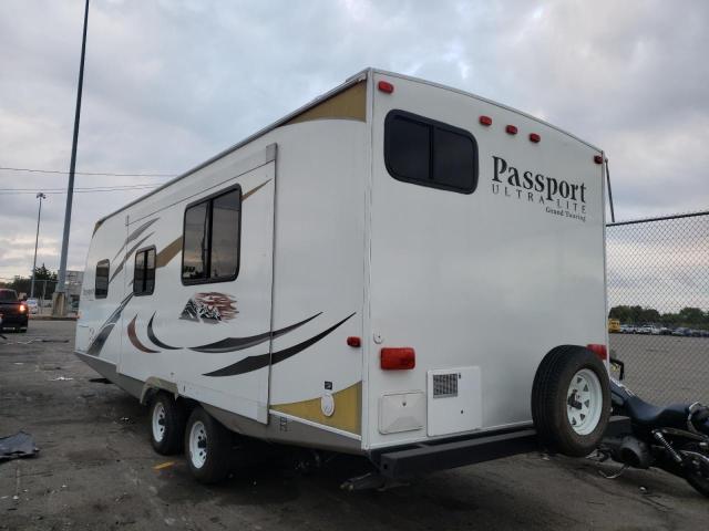 4YDT25124CT410403 - 2012 KEYSTONE PASSPORT WHITE photo 3