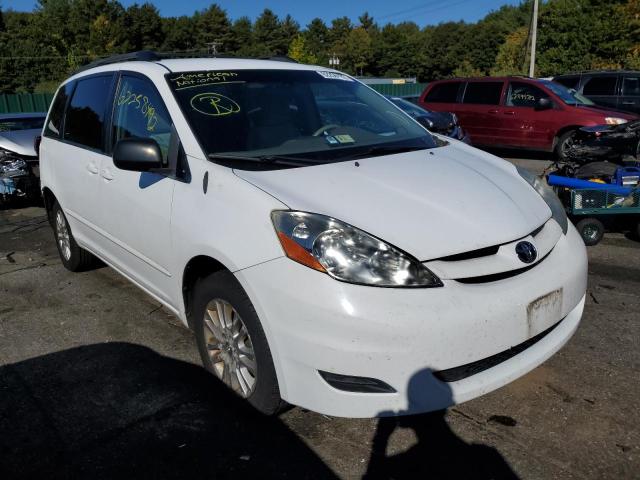 5TDJK4CC3AS030779 - 2010 TOYOTA SIENNA LE WHITE photo 1